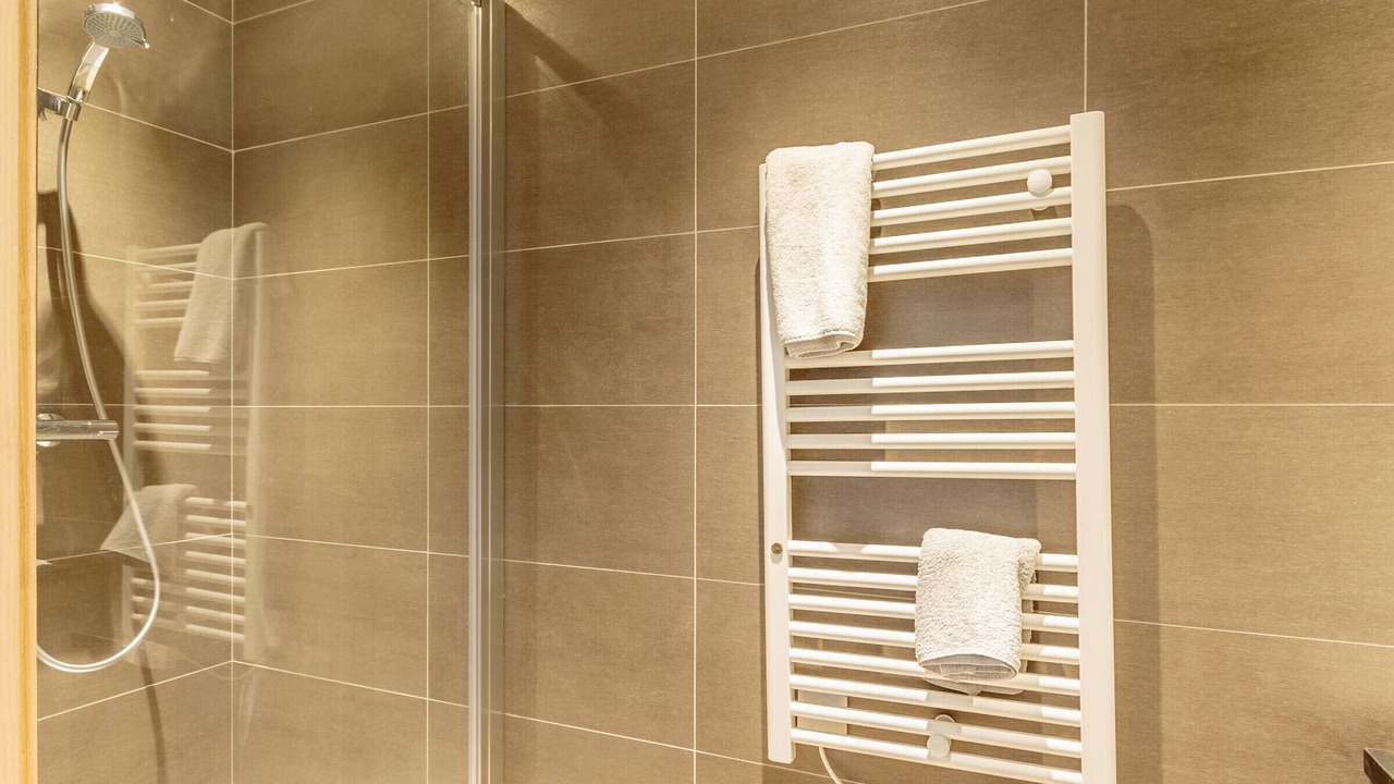 Photo of Bathroom in Arc-1600