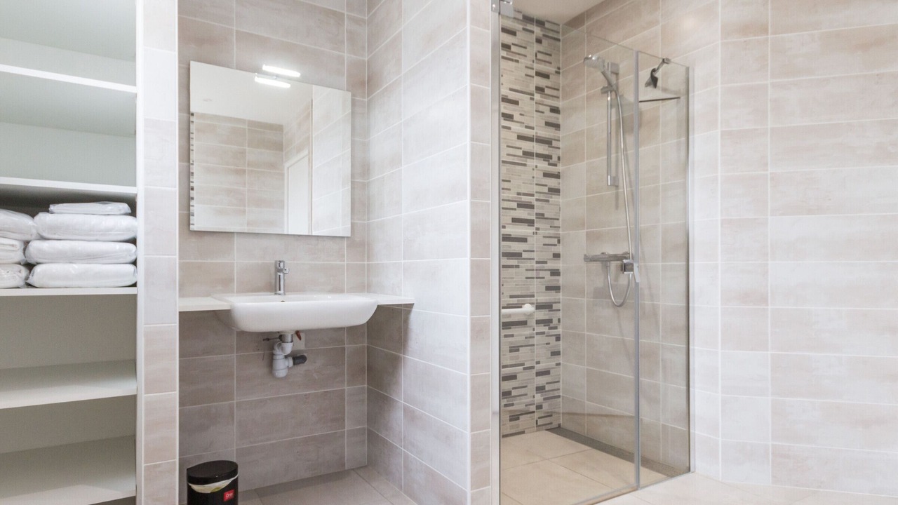 Photo of Bathroom in Saint-Philbert-de-Grand-Lieu