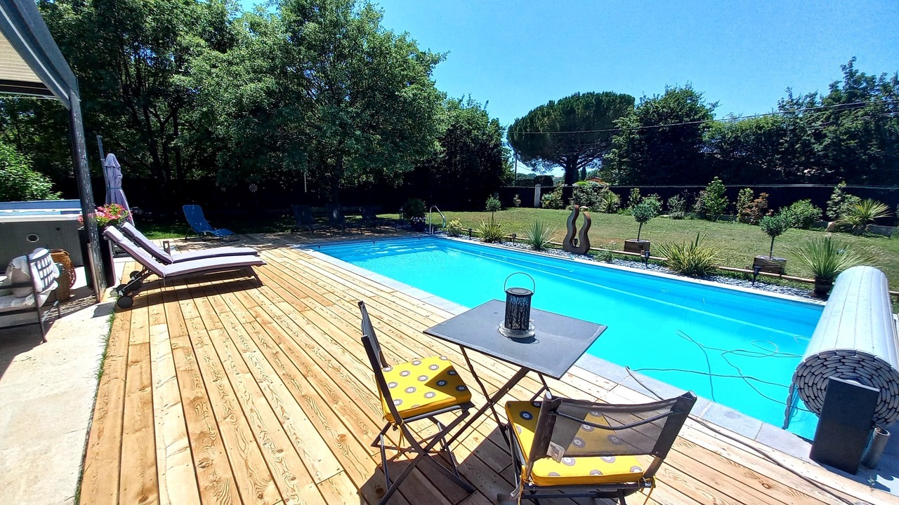 Photo of Outdoor in Saint-Cezaire-sur-Siagne