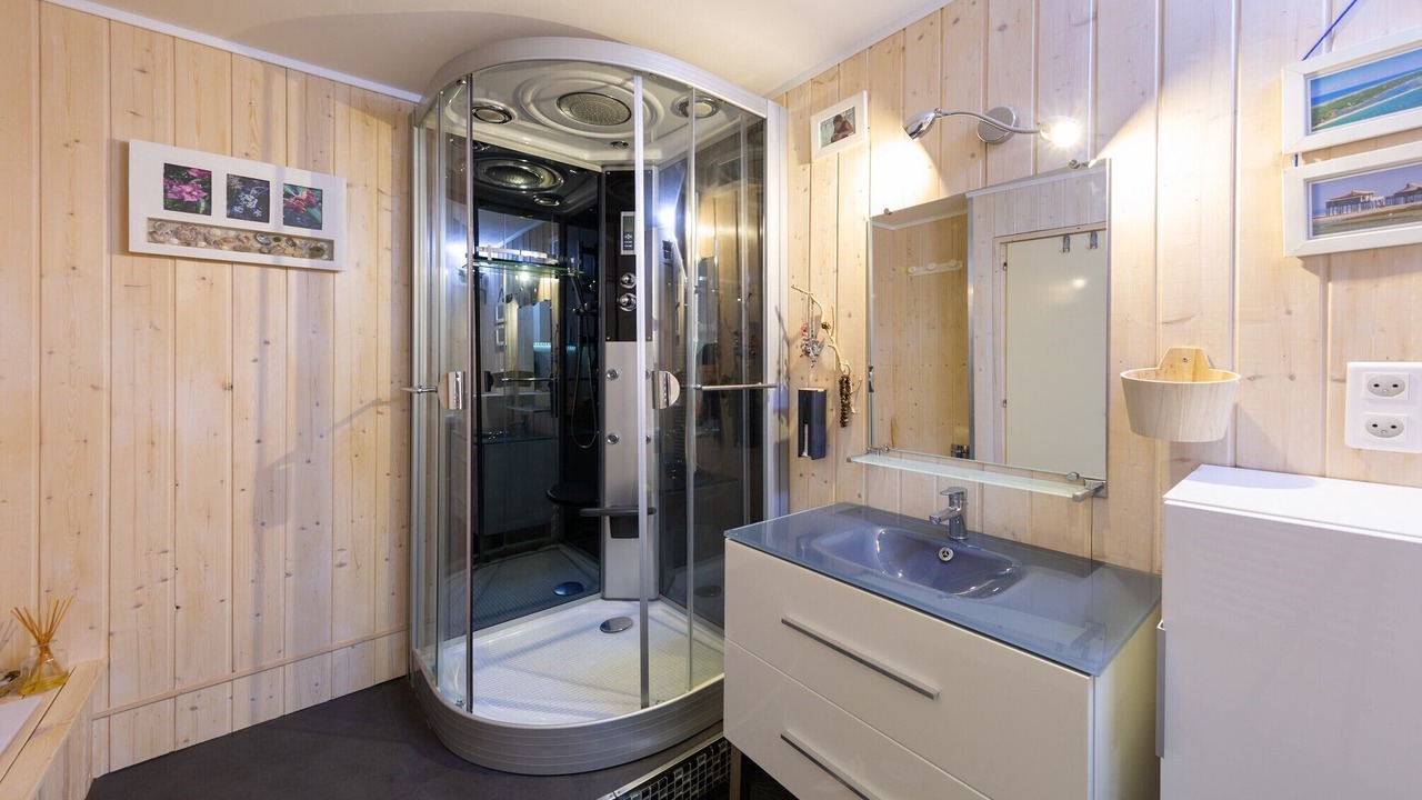 Photo of Bathroom in Le Trayas