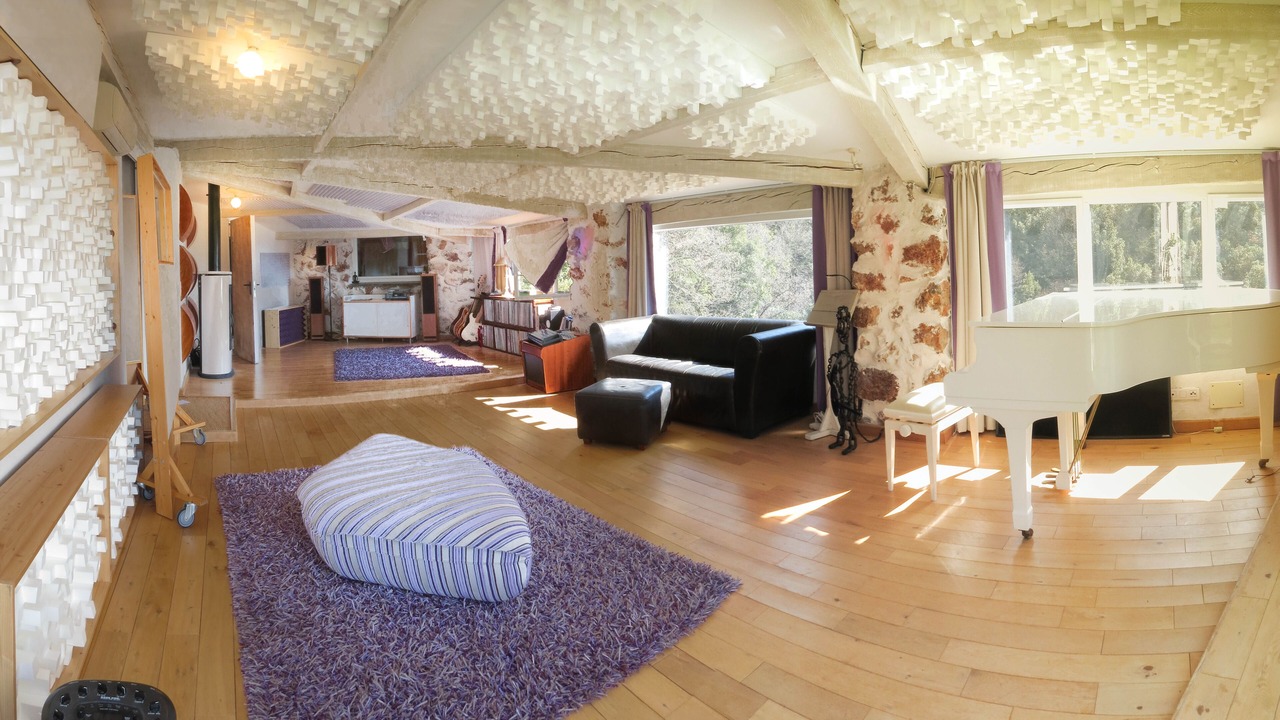 Photo of Livingroom in Castillon