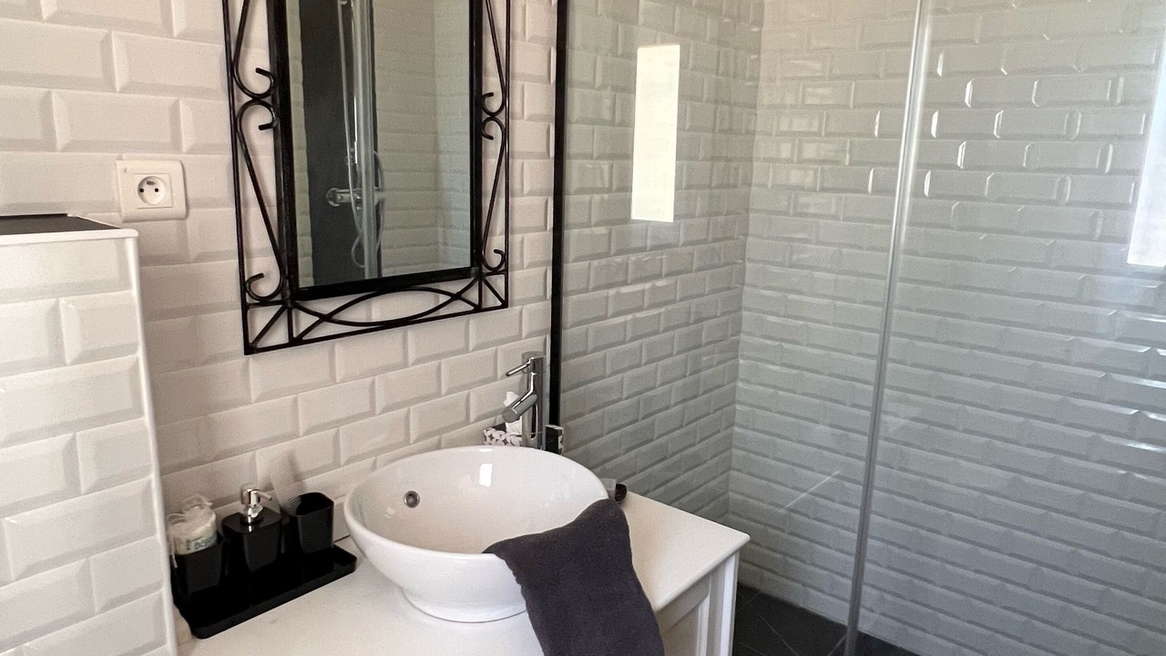 Photo of Bathroom in Valbonne