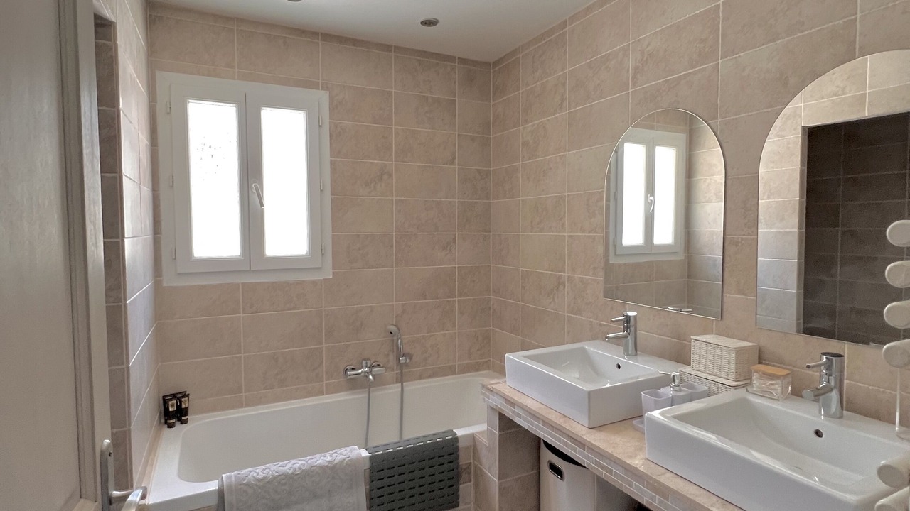 Photo of Bathroom in Valbonne