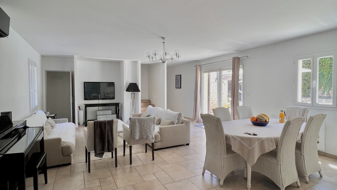 Photo of Livingroom in Valbonne