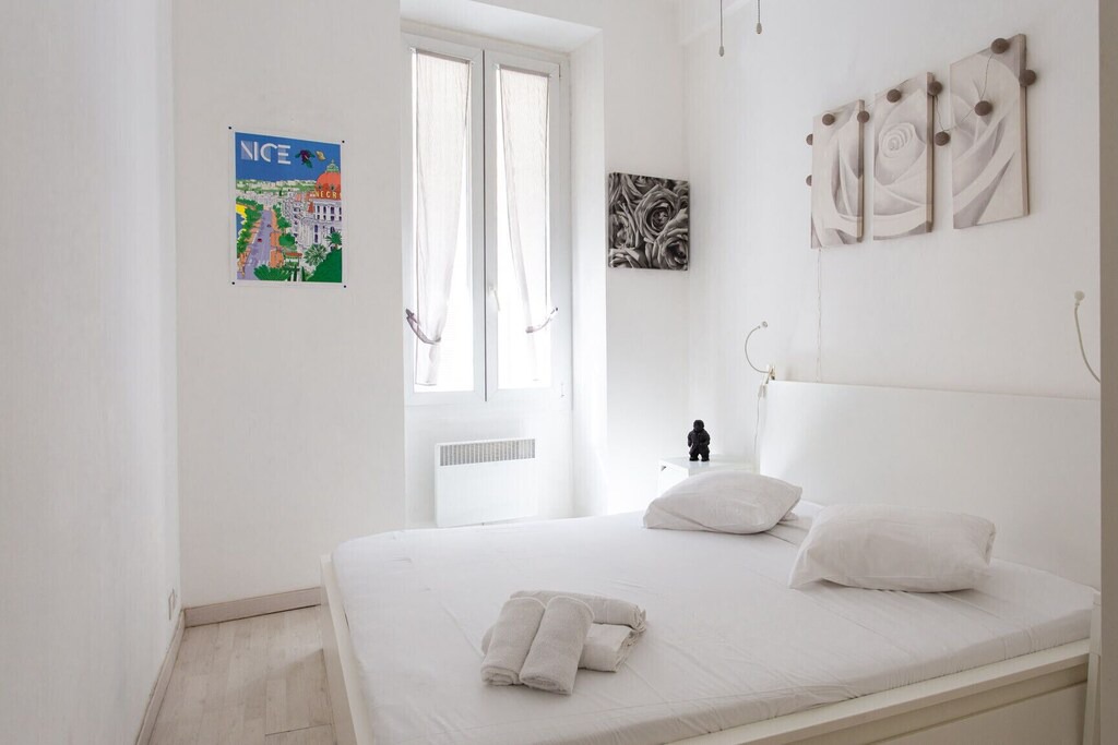 Photo of Bedroom in Nice City Centre