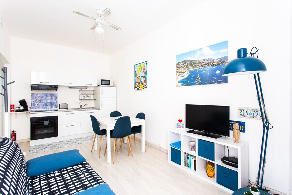 Photo of Livingroom in Nice City Centre
