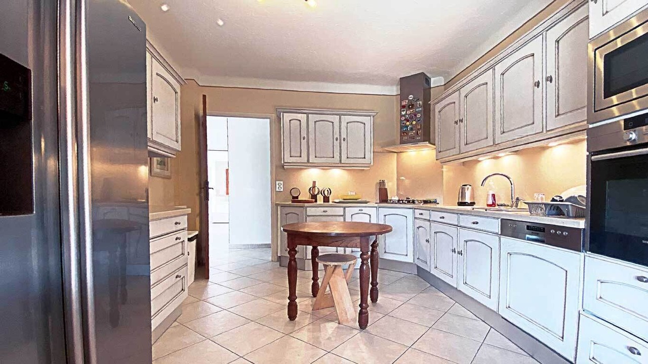 Photo of Kitchen in Le Plan-de-Grasse