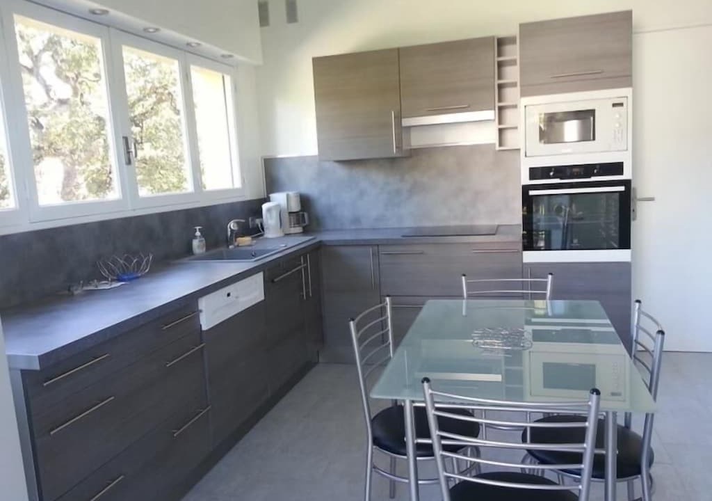 Photo of Kitchen in Pardigon