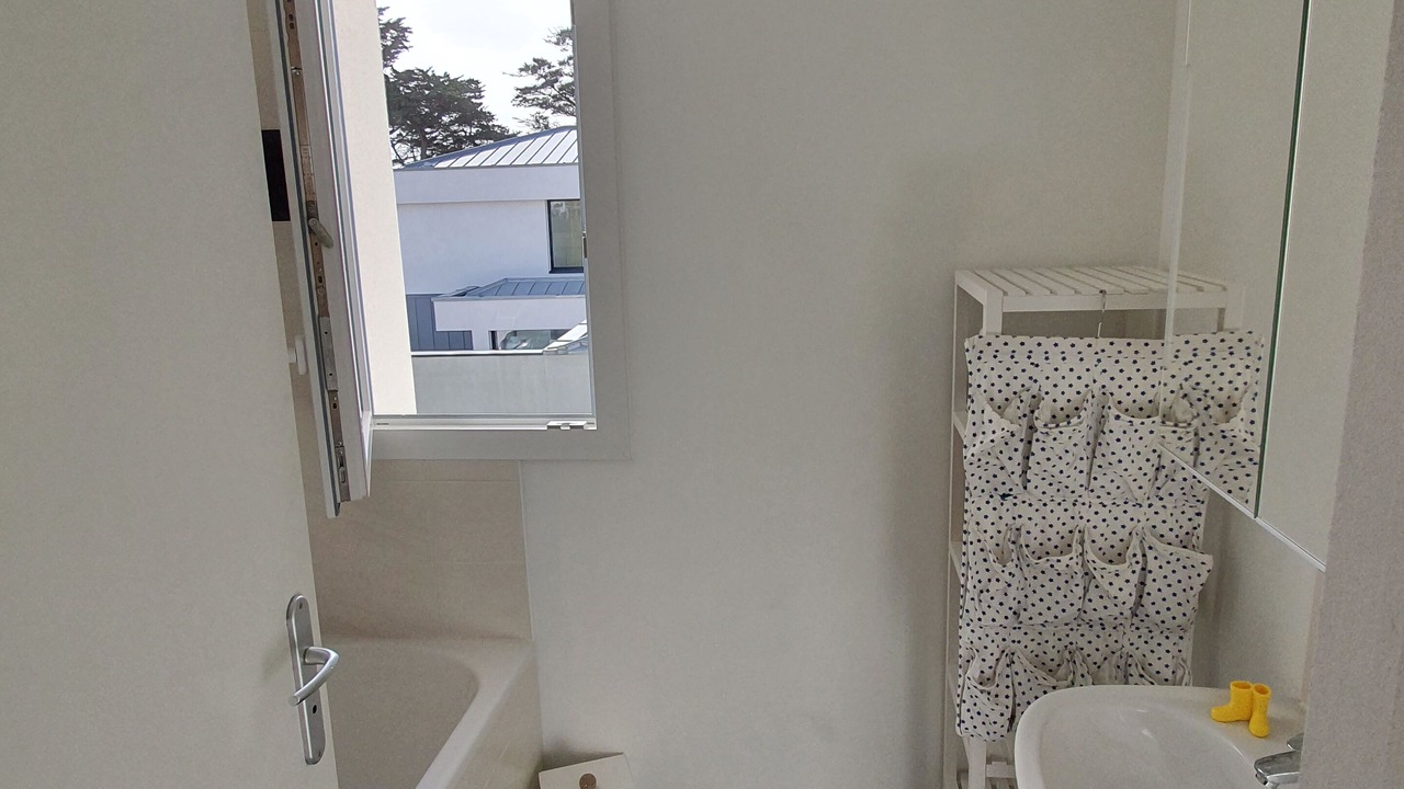 Photo of Bathroom in Prefailles