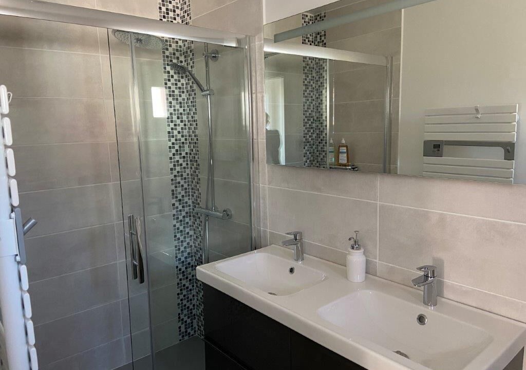 Photo of Bathroom in Ceyreste