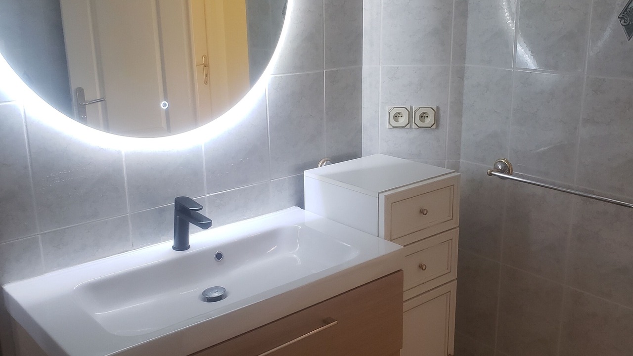 Photo of Bathroom in Port-Saint-Pere