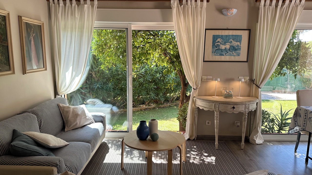 Photo of Livingroom in Antibes
