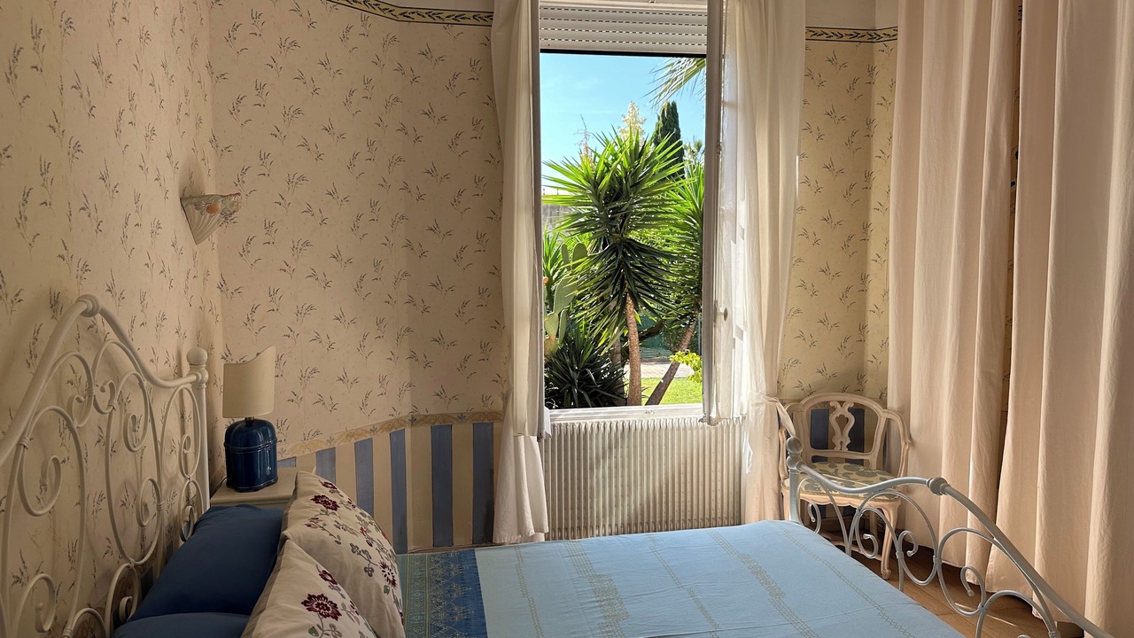 Photo of Bedroom in Antibes