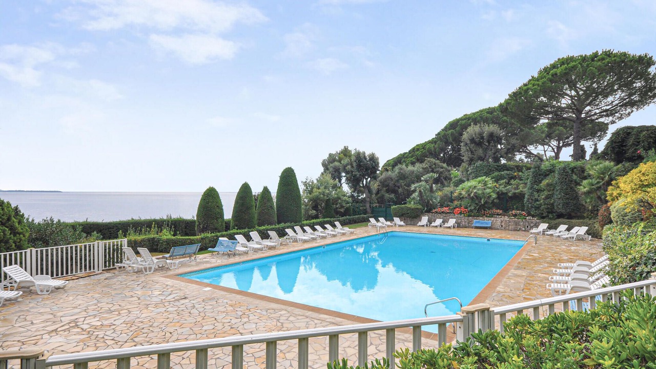 Photo of Outdoor in La Croix des Gardes