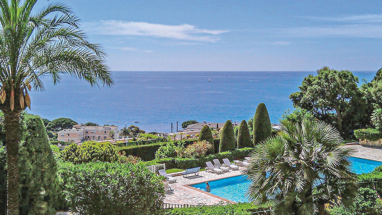 Photo of Outdoor in La Croix des Gardes