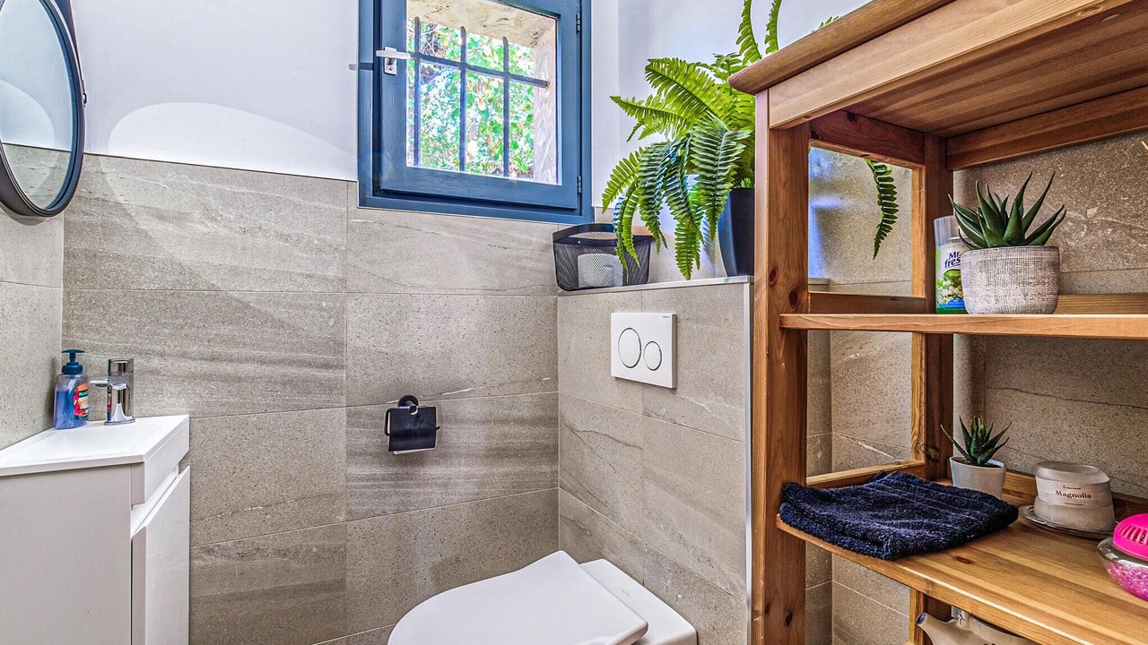 Photo of Bathroom in Saint-Jacques