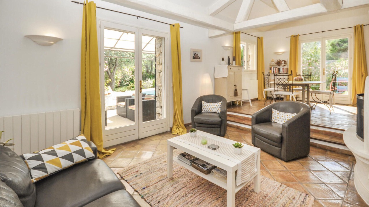 Photo of Bedroom in Saint-Jacques