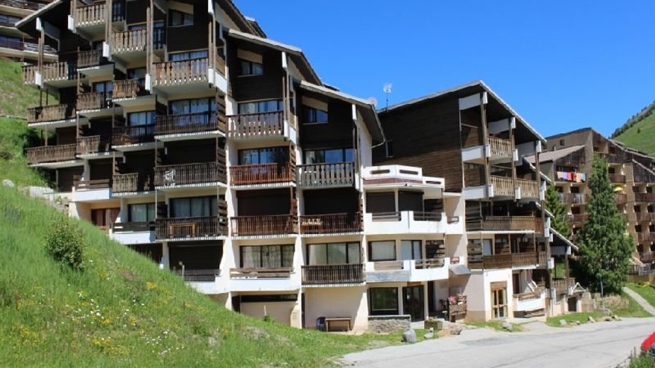 Photo of Outdoor in Auris