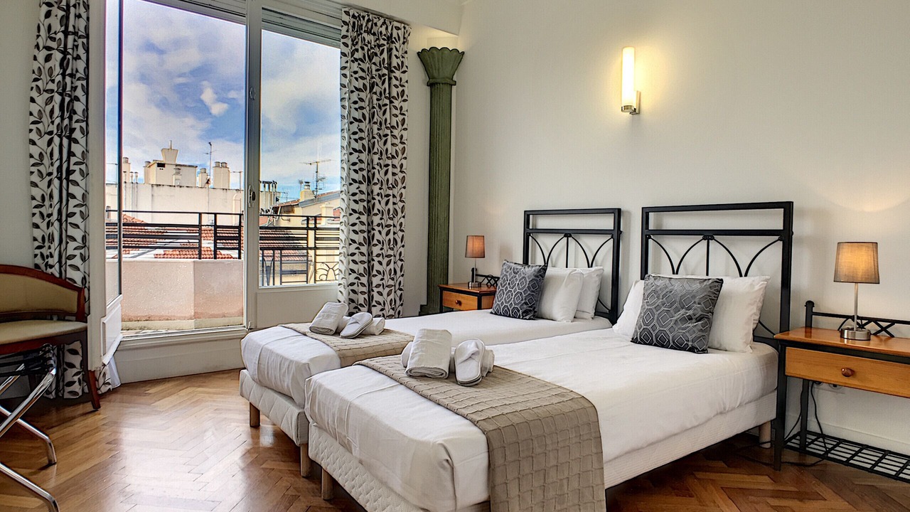 Photo of Bedroom in Les Baumettes