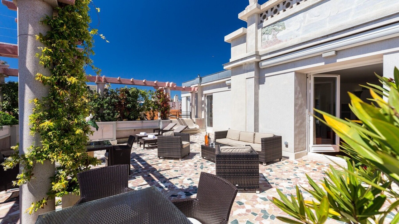 Photo of Outdoor in Les Baumettes