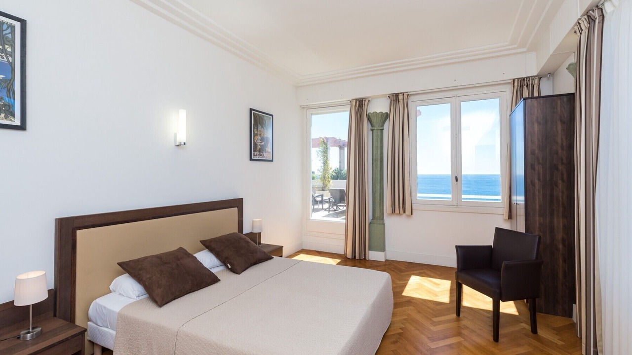 Photo of Bedroom in Les Baumettes