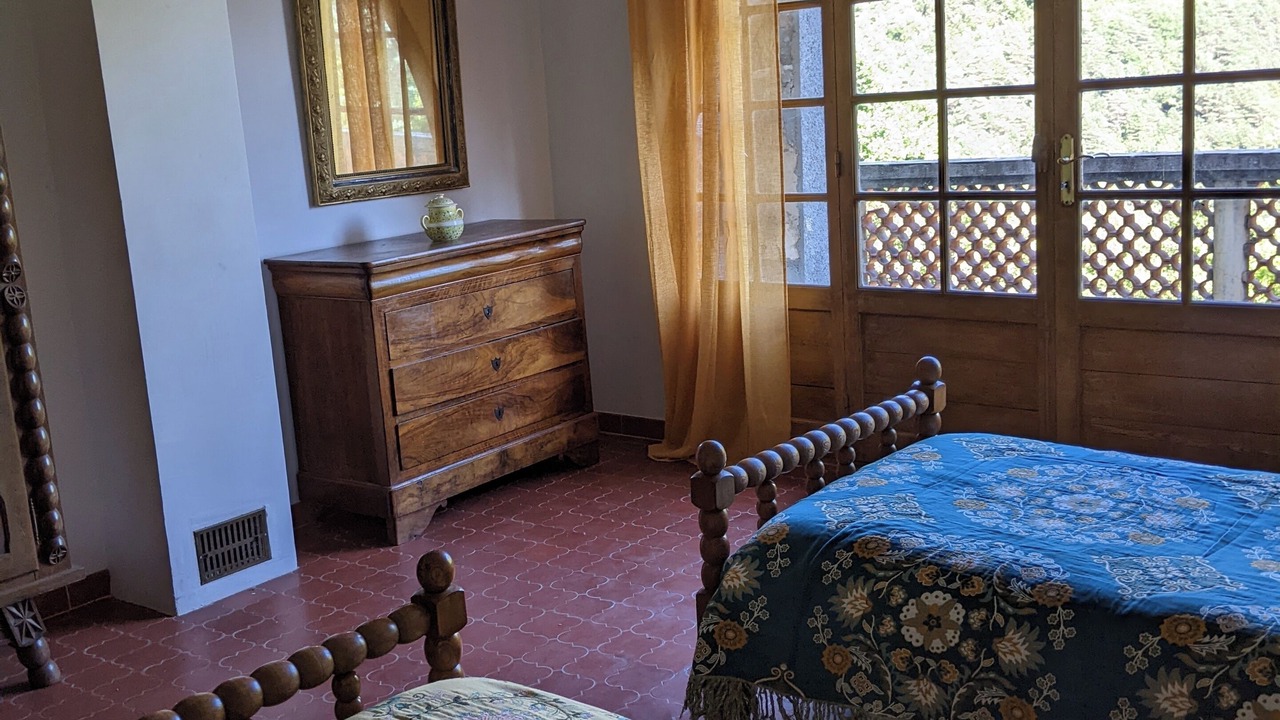 Photo of Bedroom in Escragnolles