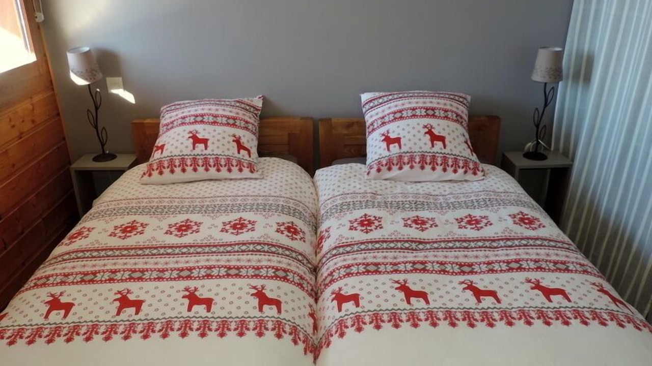 Photo of Bedroom in Albiez-Montrond