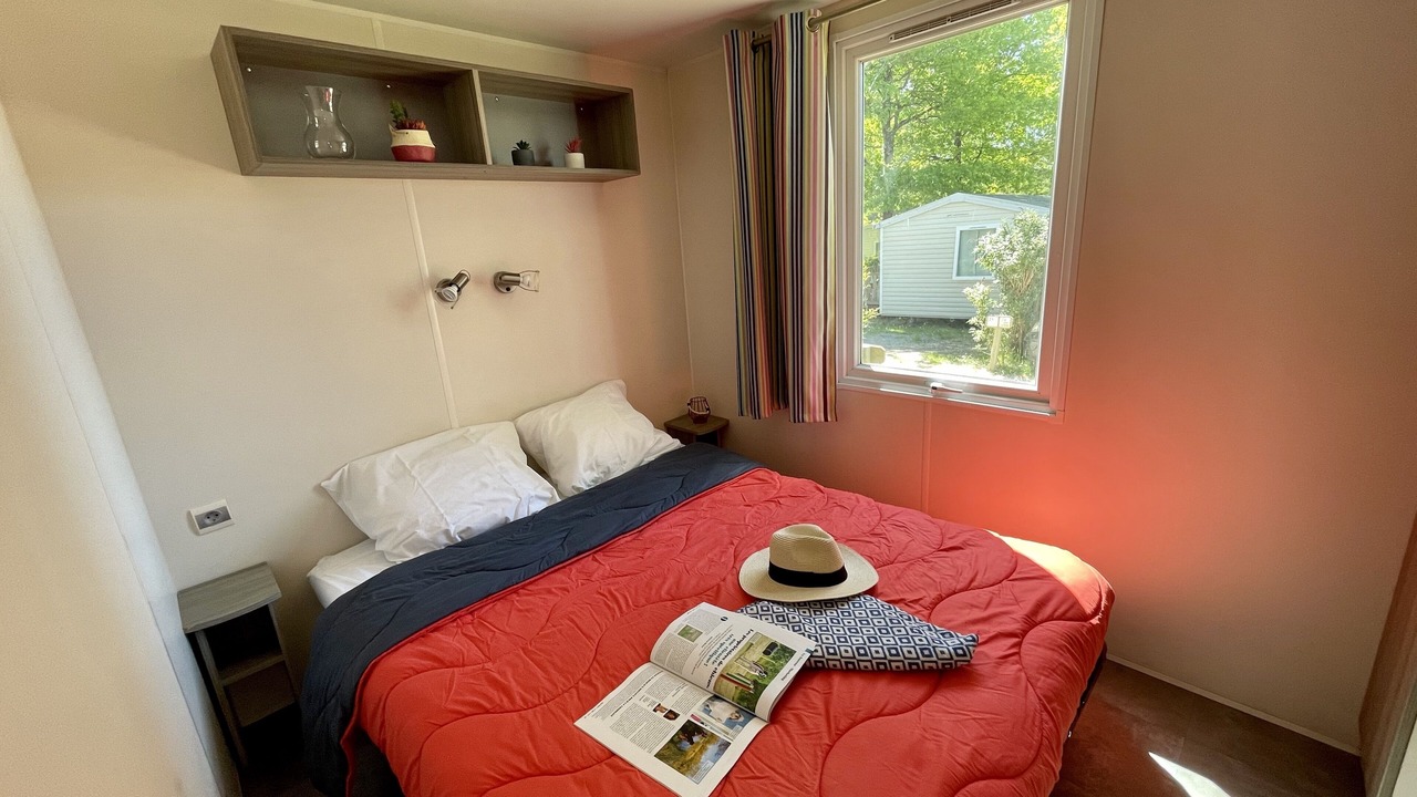 Photo of Bedroom in Petit-Palais-et-Cornemps