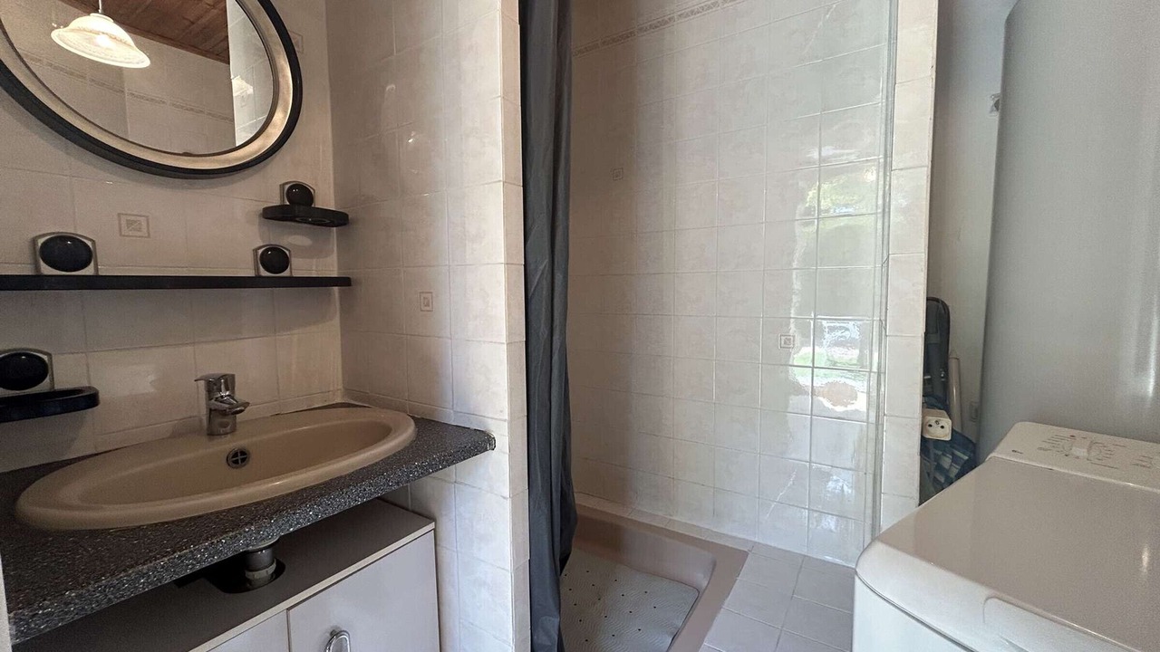 Photo of Bathroom in La Gueriniere