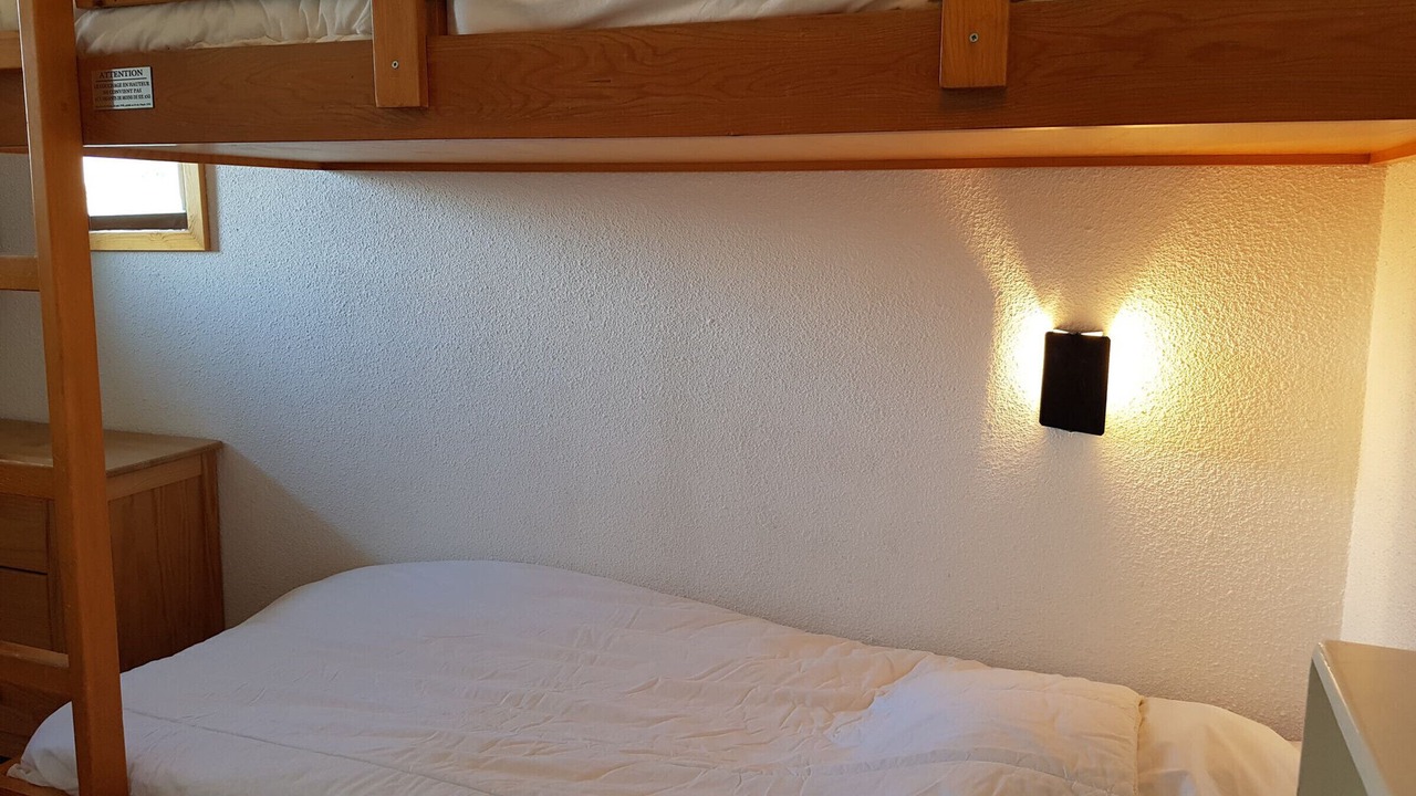 Photo of Bedroom in Arc-1600