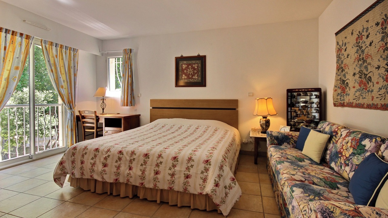 Photo of Bedroom in Valbonne