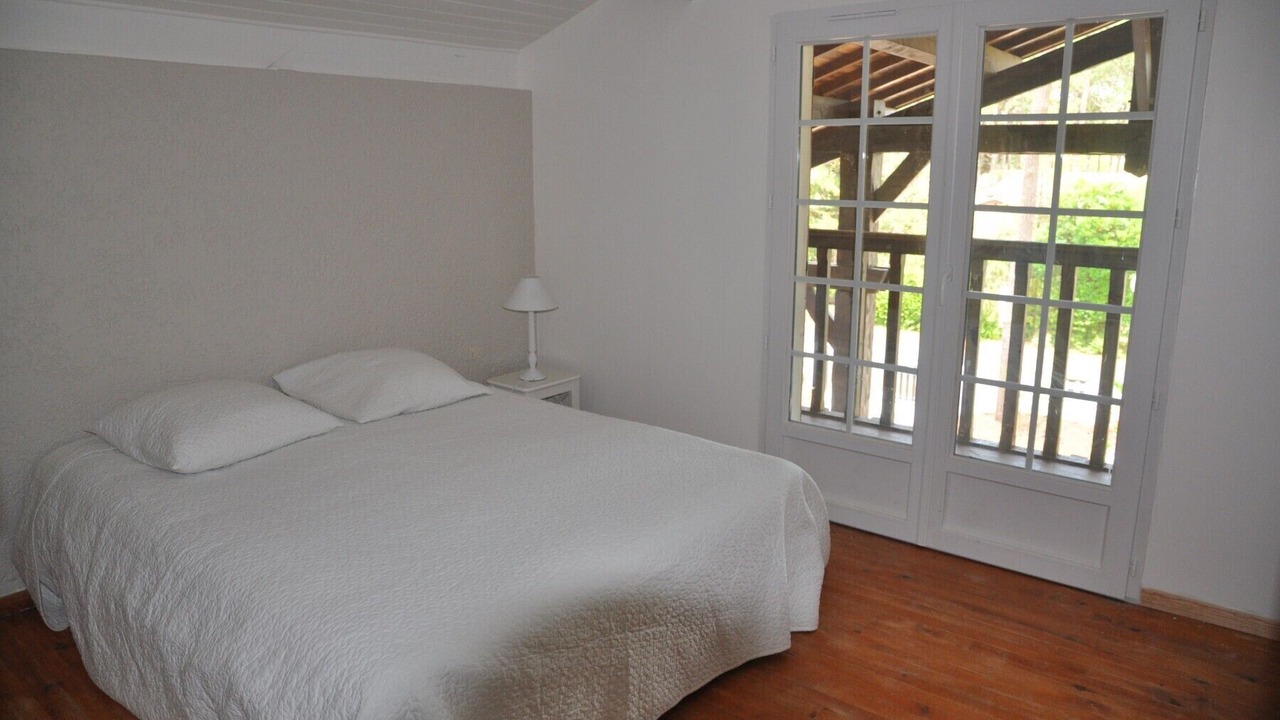 Photo of Bedroom in Lacanau-Ocean