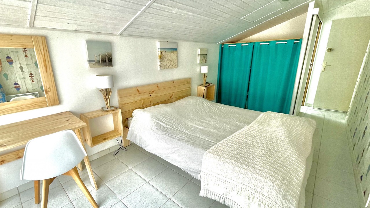 Photo of Bedroom in Lacanau-Ocean