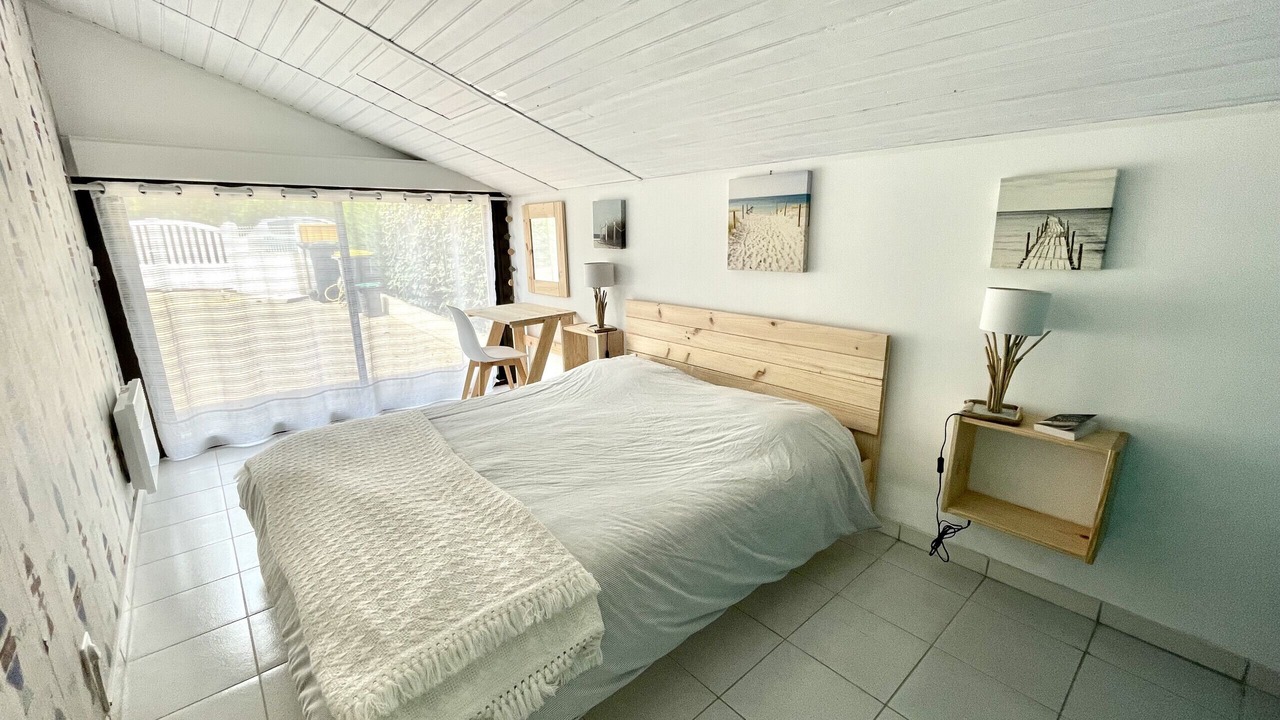 Photo of Bedroom in Lacanau-Ocean