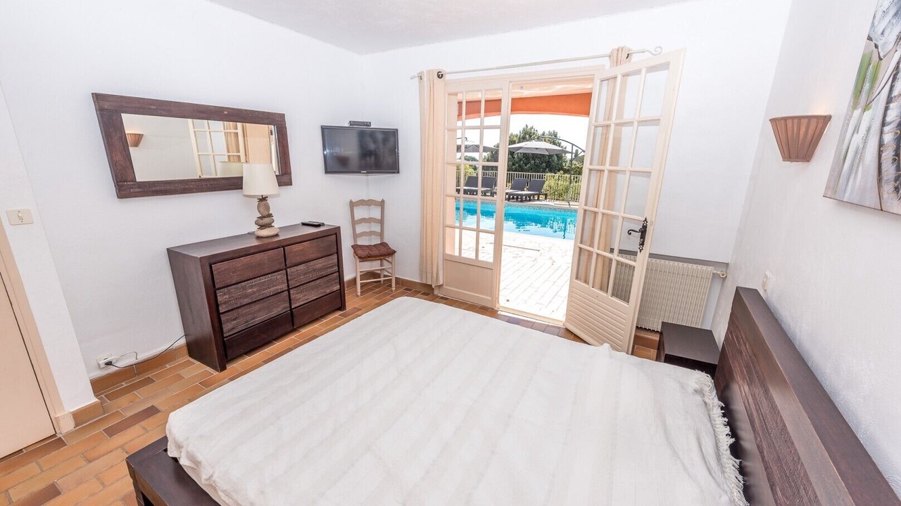 Photo of Bedroom in Les Issambres