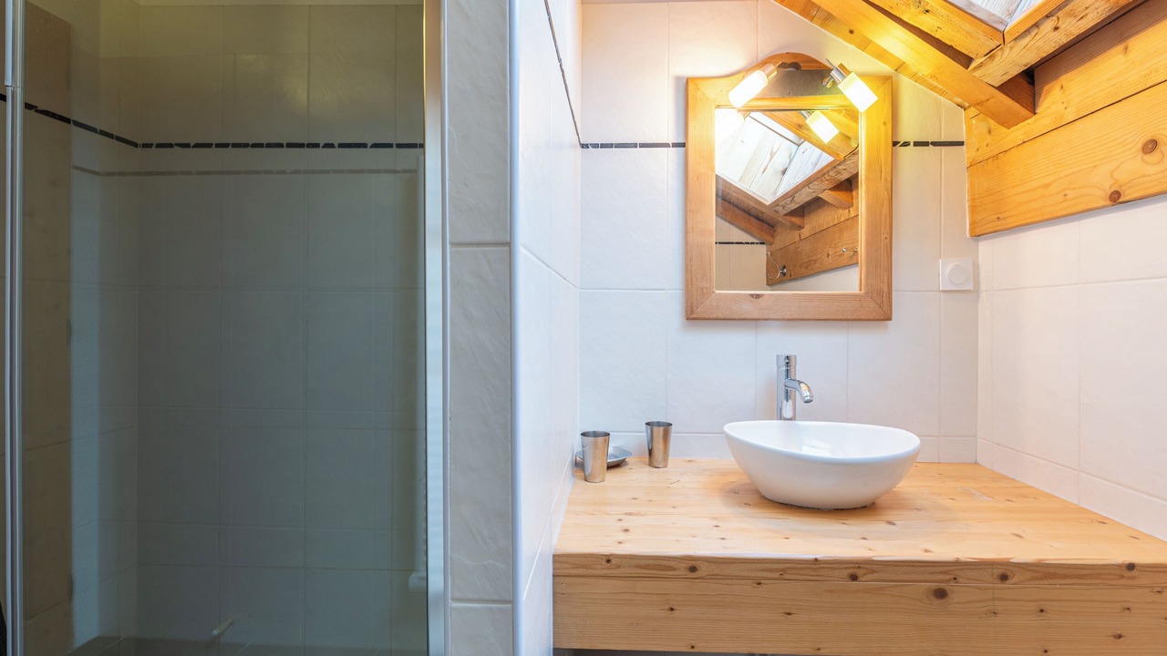 Photo of Bathroom in Albiez-Montrond