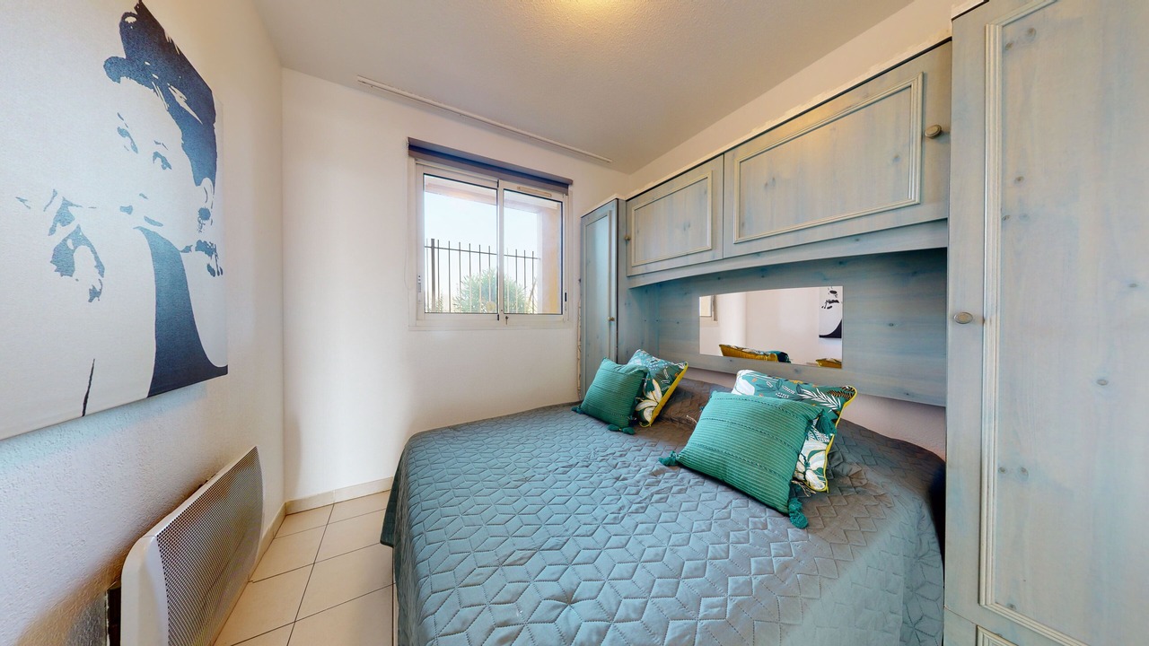 Photo of Bedroom in Theoule-sur-Mer