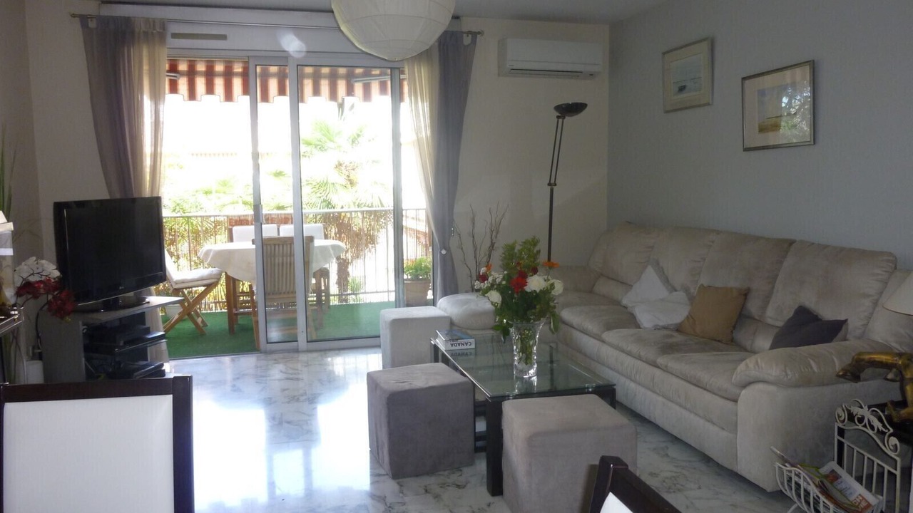 Photo of Livingroom in Cros-de-Cagnes
