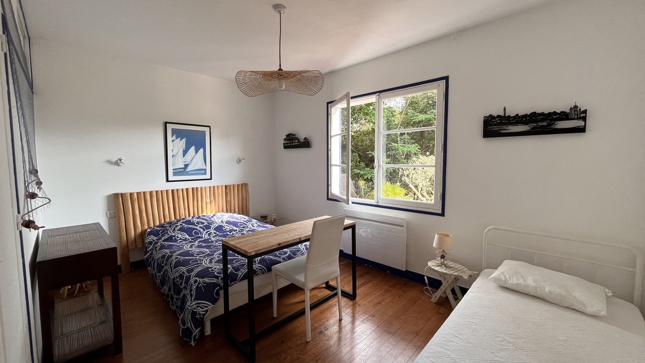 Photo of Bedroom in L'Herbe