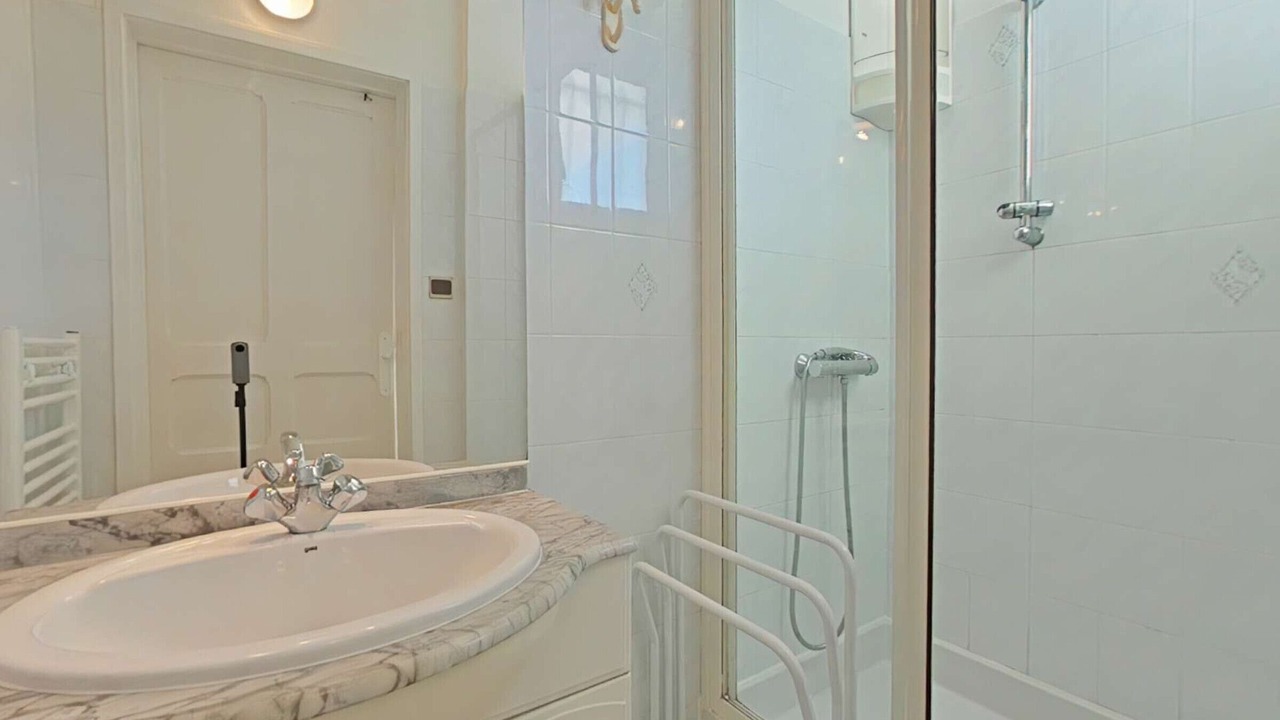 Photo of Bathroom in Saint-Gilles-Croix-de-Vie