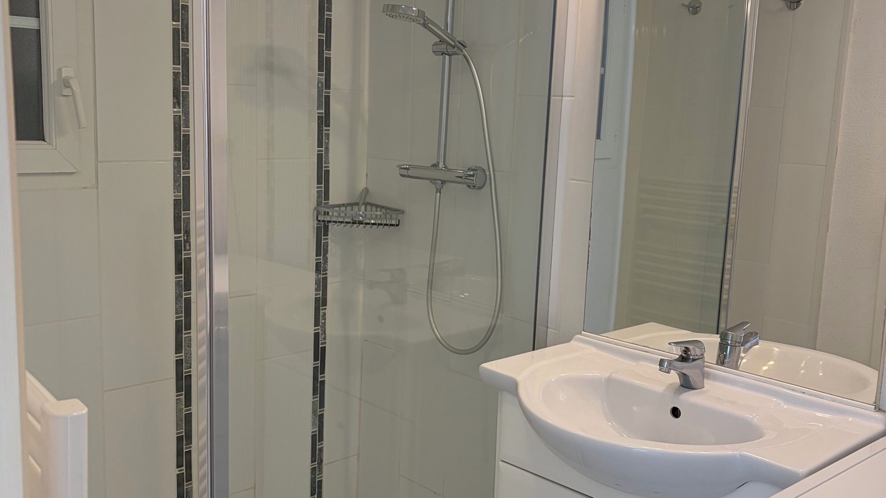 Photo of Bathroom in Quartier du Stade