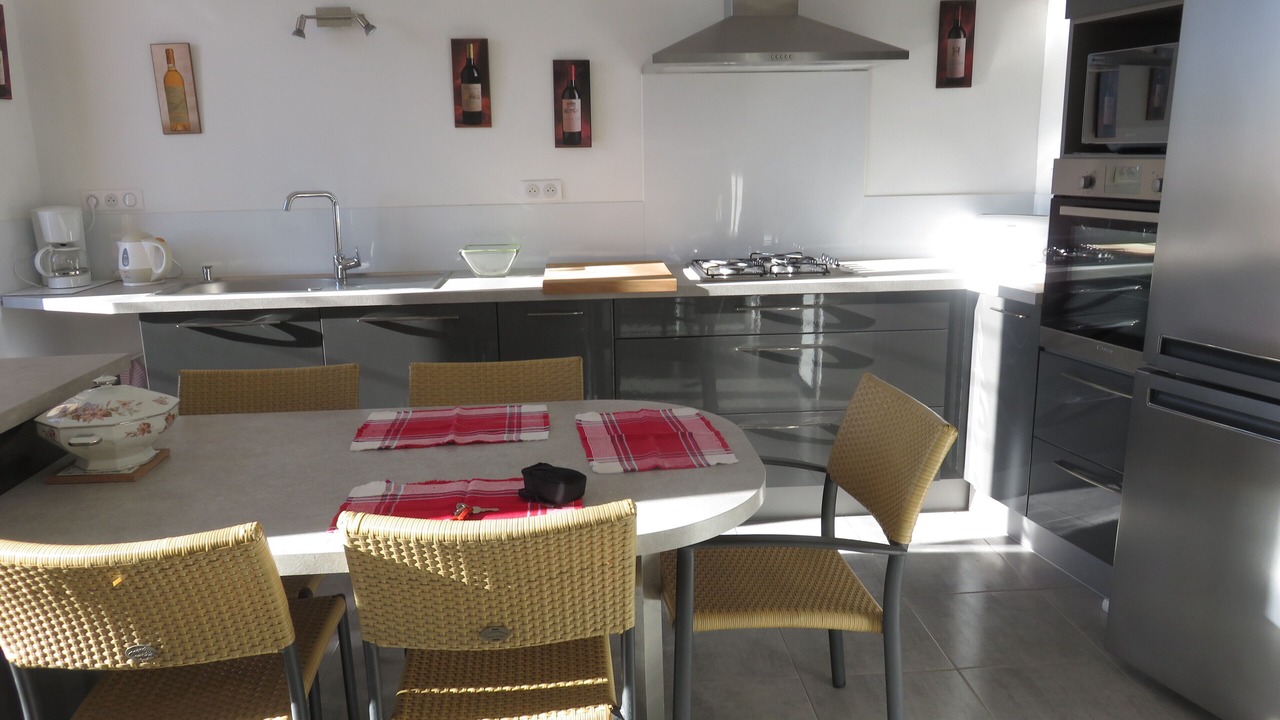 Photo of Kitchen in Saint-Cezaire-sur-Siagne
