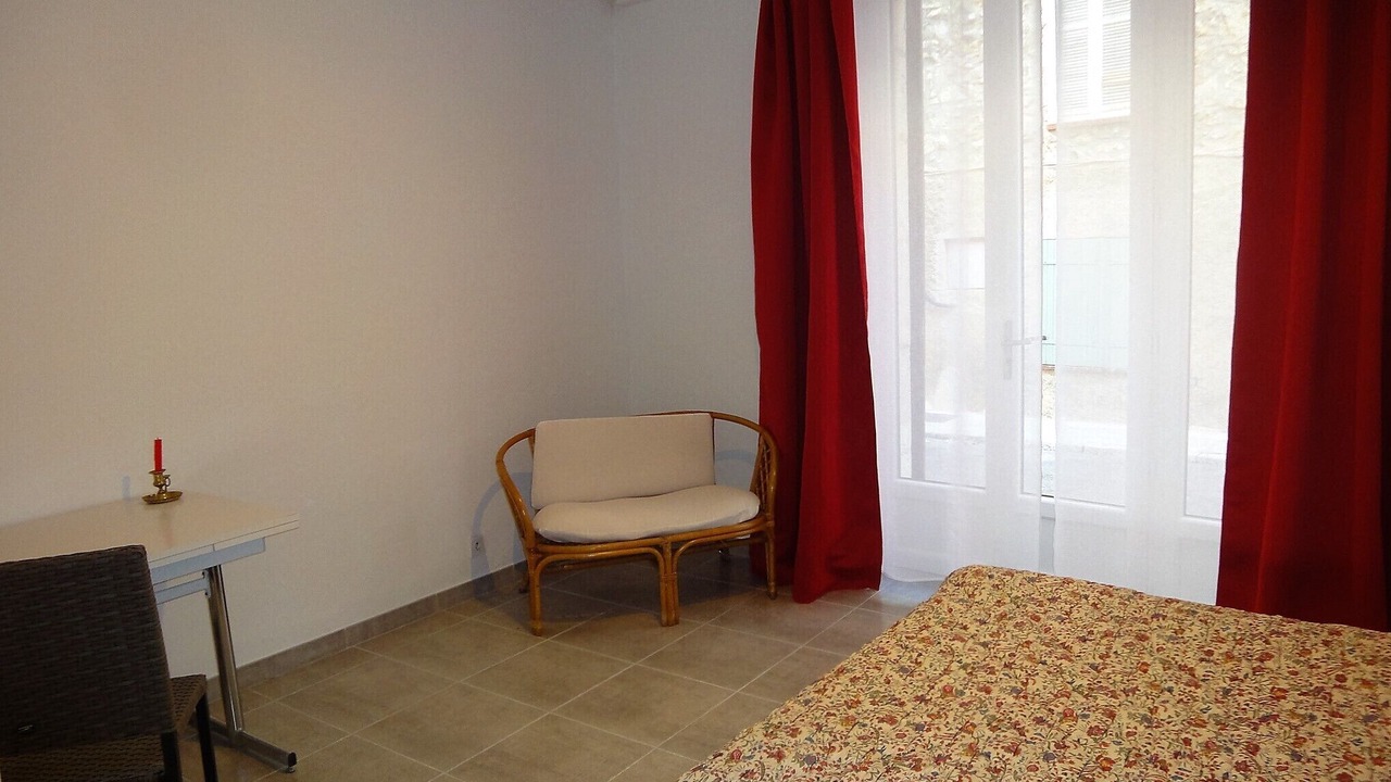 Photo of Bedroom in Saint-Cezaire-sur-Siagne