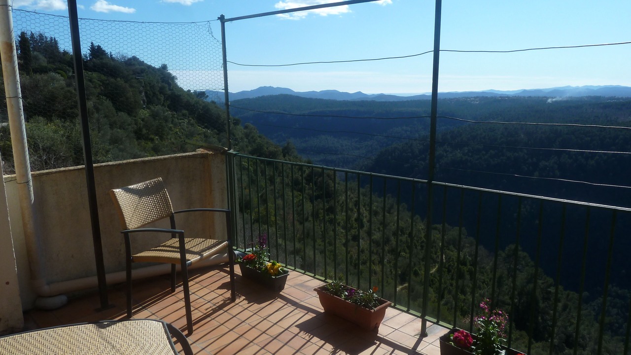 Photo of Patio Balcony in Saint-Cezaire-sur-Siagne