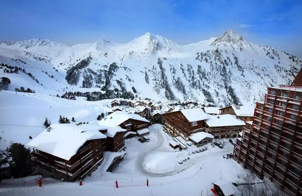 Photo of Outdoor in Arc-2000