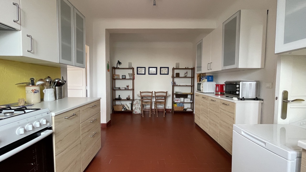 Photo of Kitchen in Castillon