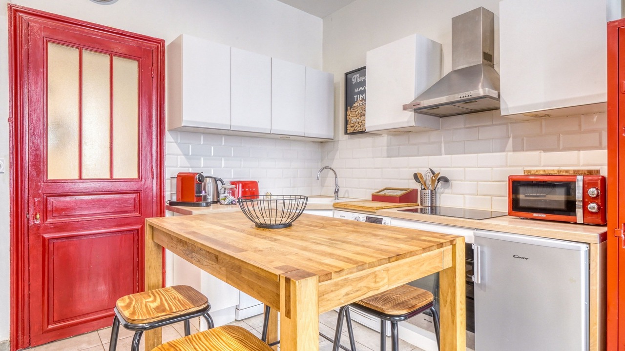 Photo of Kitchen in Hotel de Ville - Quinconces