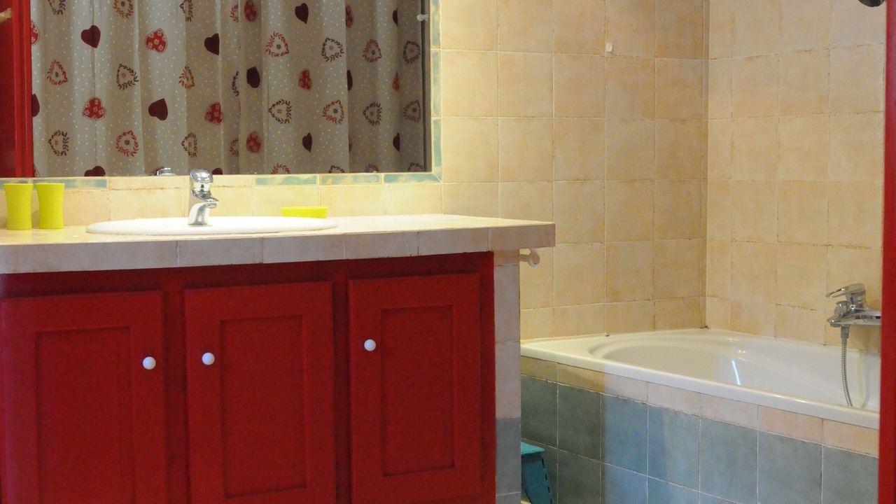 Photo of Bathroom in Toudon