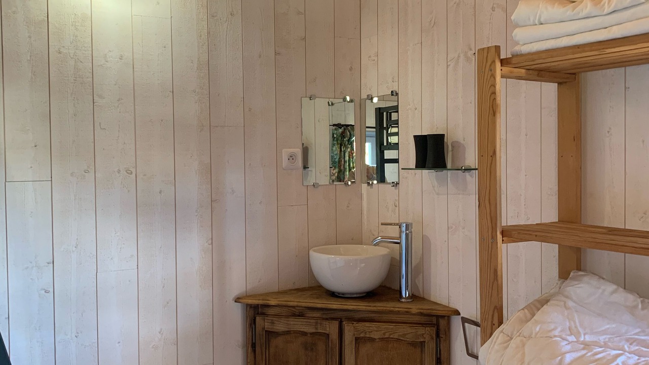 Photo of Bathroom in Toudon