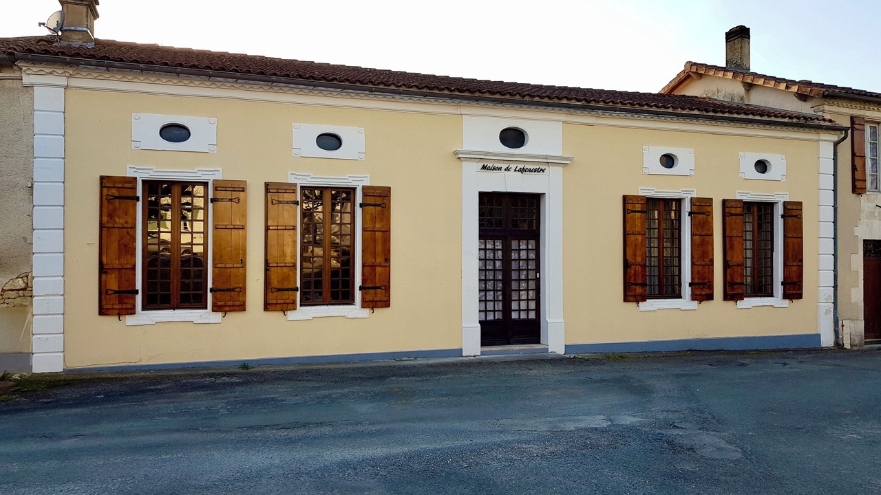 Photo of Others in Saint-Maigrin